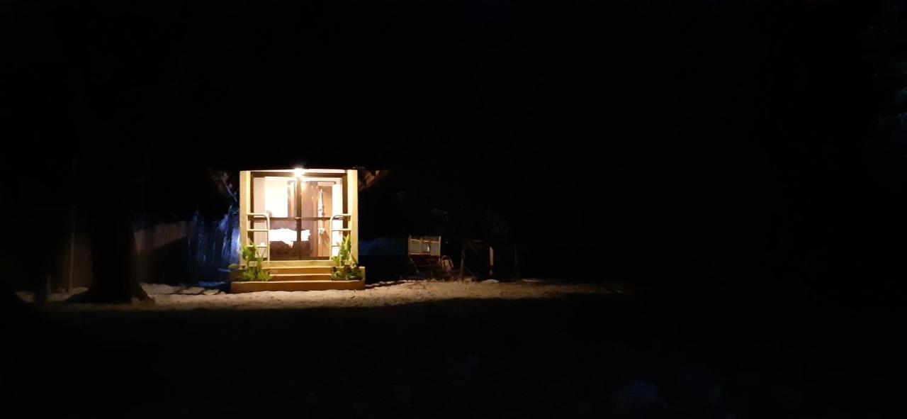Mikadi Beach Camp & Backpackers Pansiyon Darüsselam Dış mekan fotoğraf