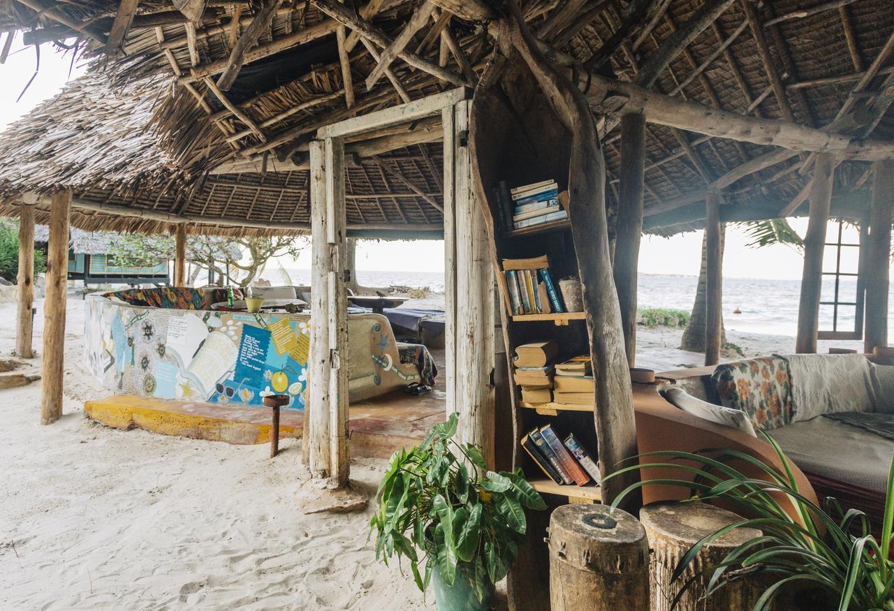 Mikadi Beach Camp & Backpackers Pansiyon Darüsselam Dış mekan fotoğraf
